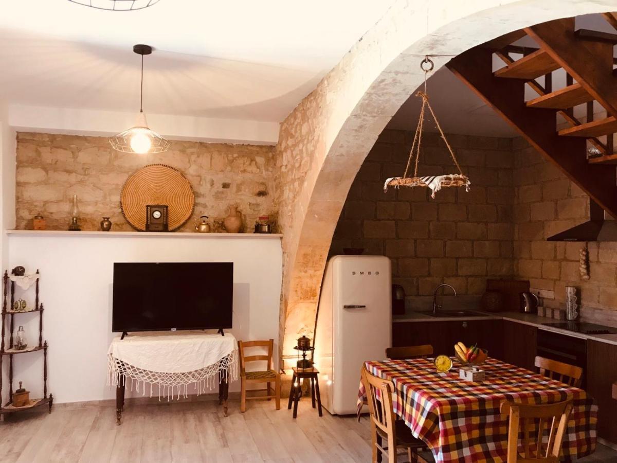 Vouni Clock House Villa Dış mekan fotoğraf